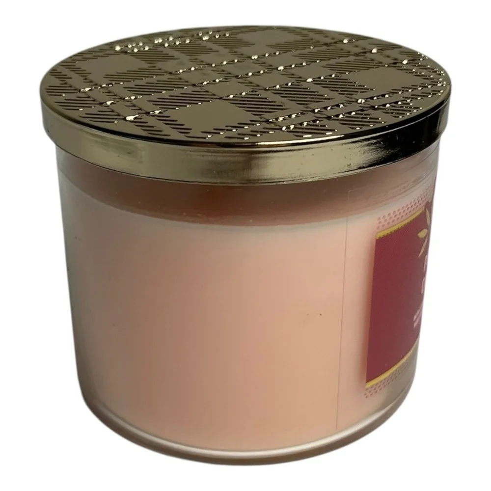 Bath & Body Works this candle
